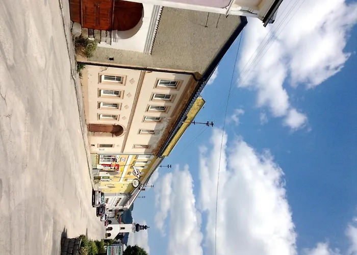 Fruehstueckspension Zur Post Reisinger Kg St Oswald