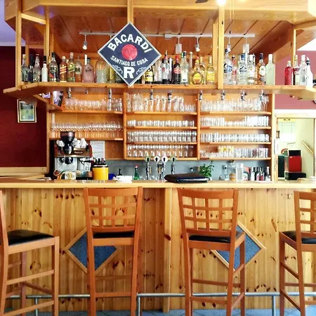 Fruehstueckspension Zur Post Reisinger Kg St Oswald Estalagem