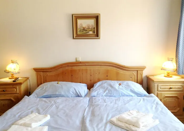 Zur Post Reisinger Kg St Oswald